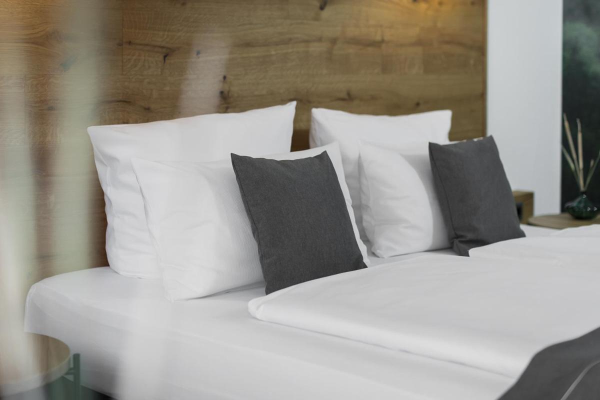 Hotel Nickisch ชุททอร์ฟ ภายนอก รูปภาพ